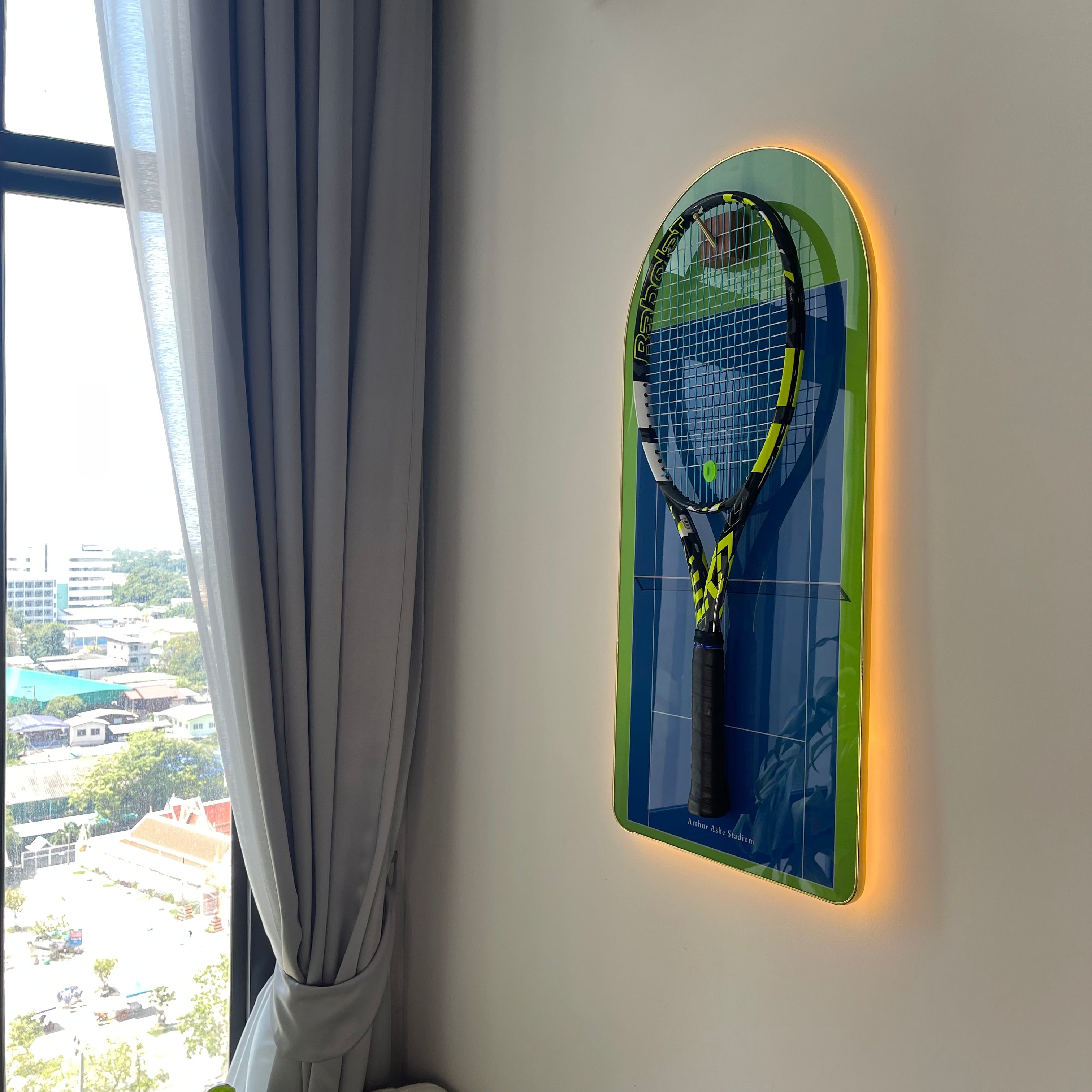 Premium Racket Display Frame LED Edition