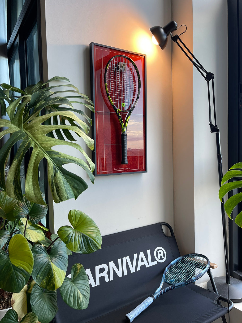 Premium Rectangular Racket Display Frame - Court Philippe-Chatrier Edition
