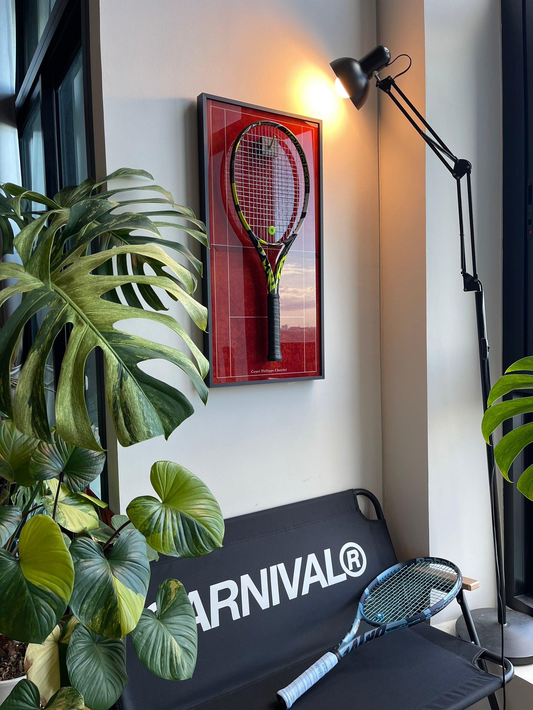 Premium Rectangular Racket Display Frame - Court Philippe-Chatrier Edition