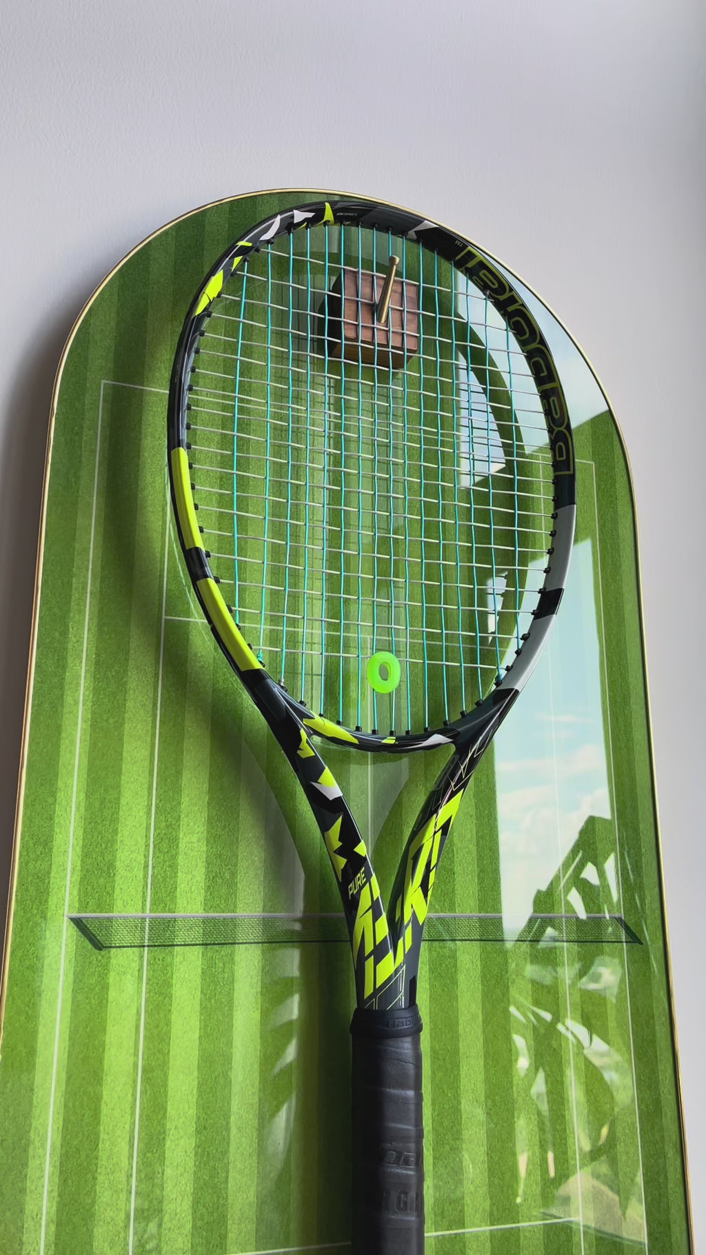 Premium Racket Display Frame Wimbledon Edition (Excluding the racket）